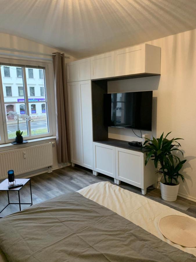 40 Qm Appartment Parkplatz, Balkon,Netflix, Prime 开姆尼茨 外观 照片