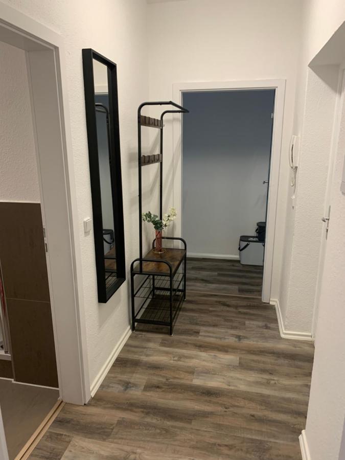 40 Qm Appartment Parkplatz, Balkon,Netflix, Prime 开姆尼茨 外观 照片