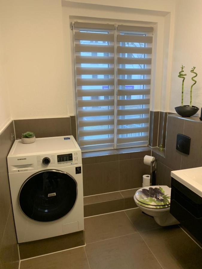 40 Qm Appartment Parkplatz, Balkon,Netflix, Prime 开姆尼茨 外观 照片